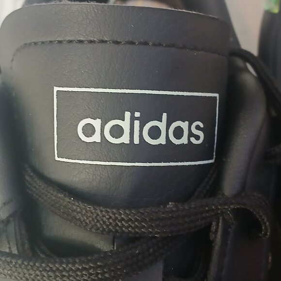 Mens size 10.5 Adidas Grand Court Trainer shoes main image 4